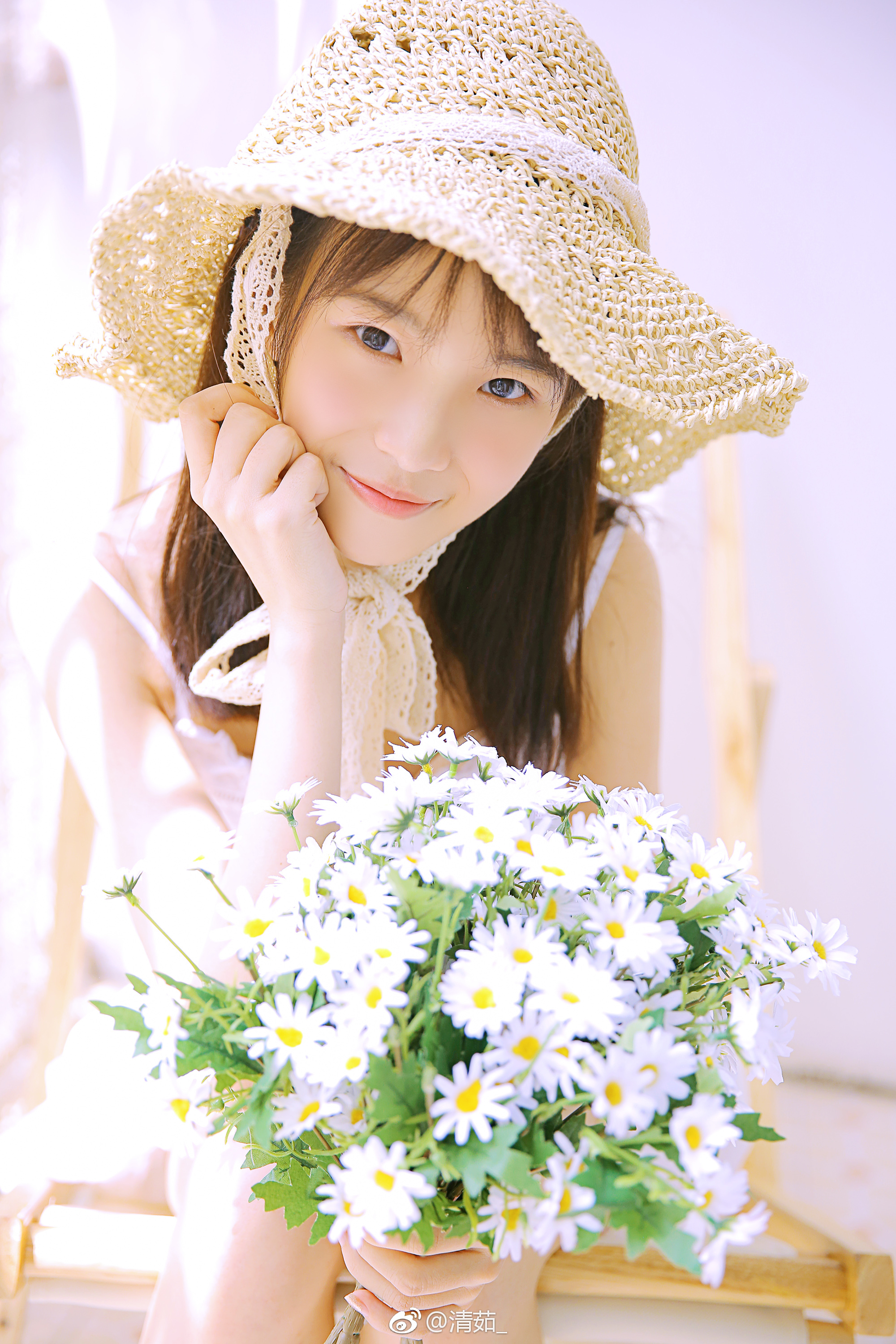 你的笑容和阳光一样灿烂