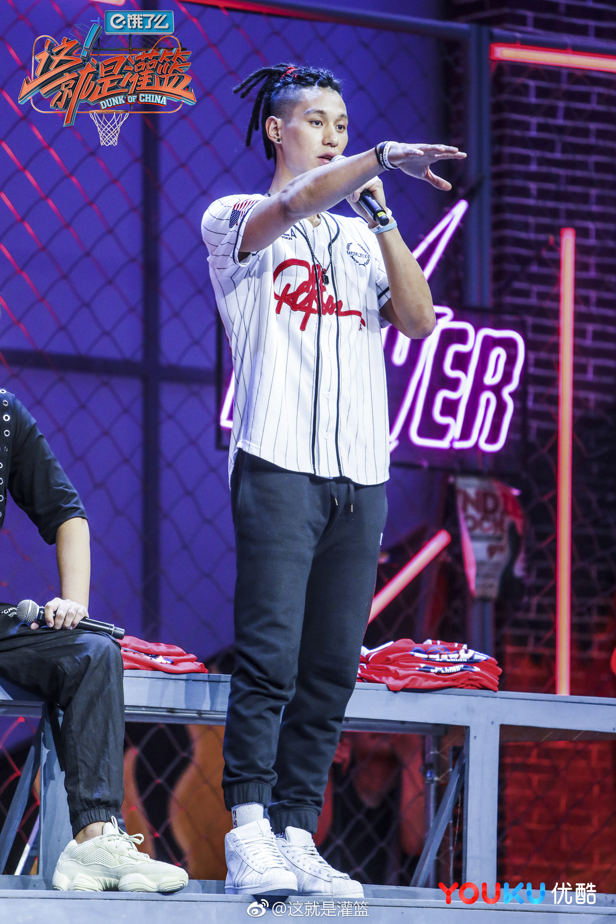 豪豪@jeremylin林书豪 不止表情包一种打开方式