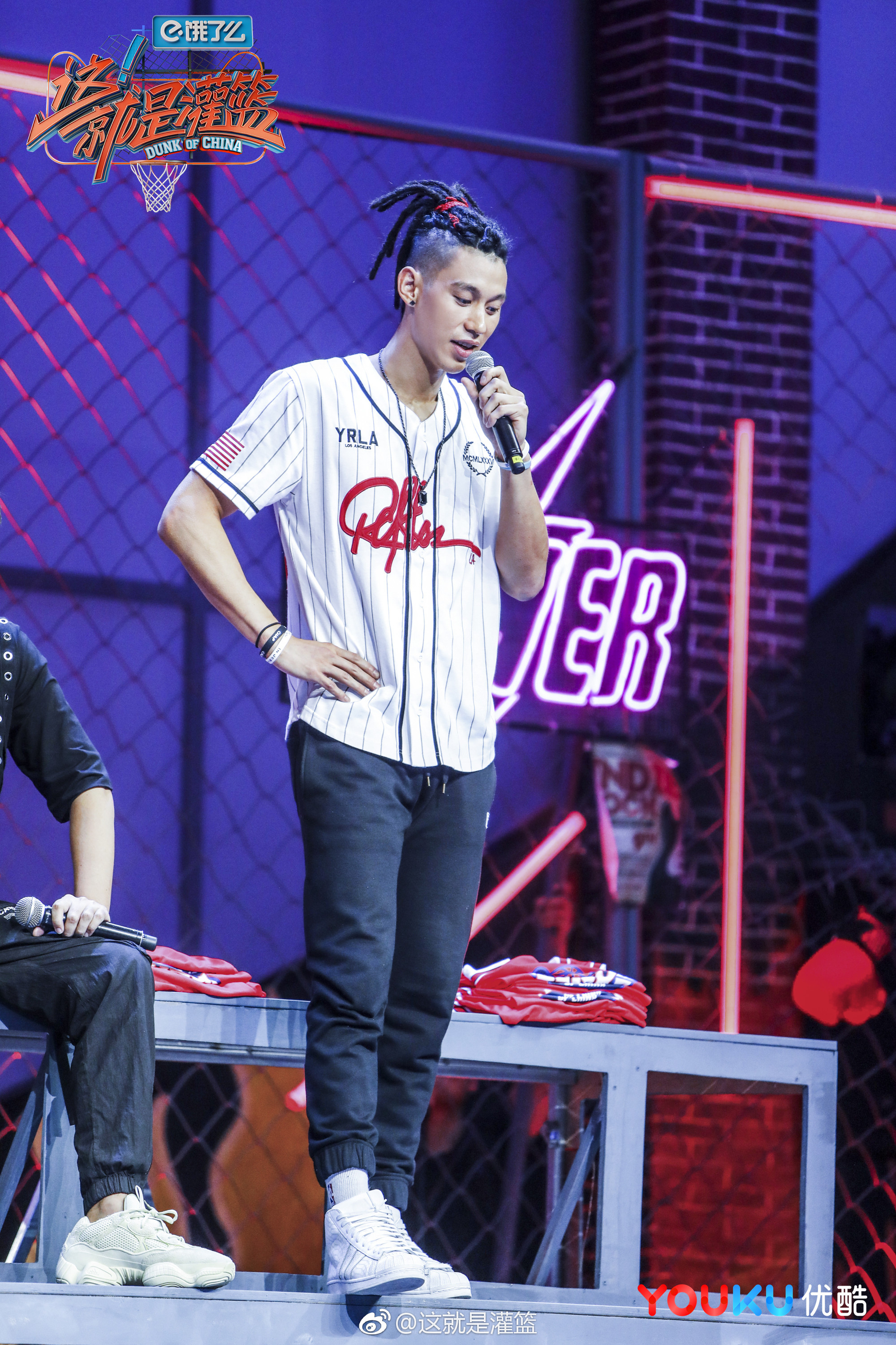 豪豪@jeremylin林书豪 不止表情包一种打开方式