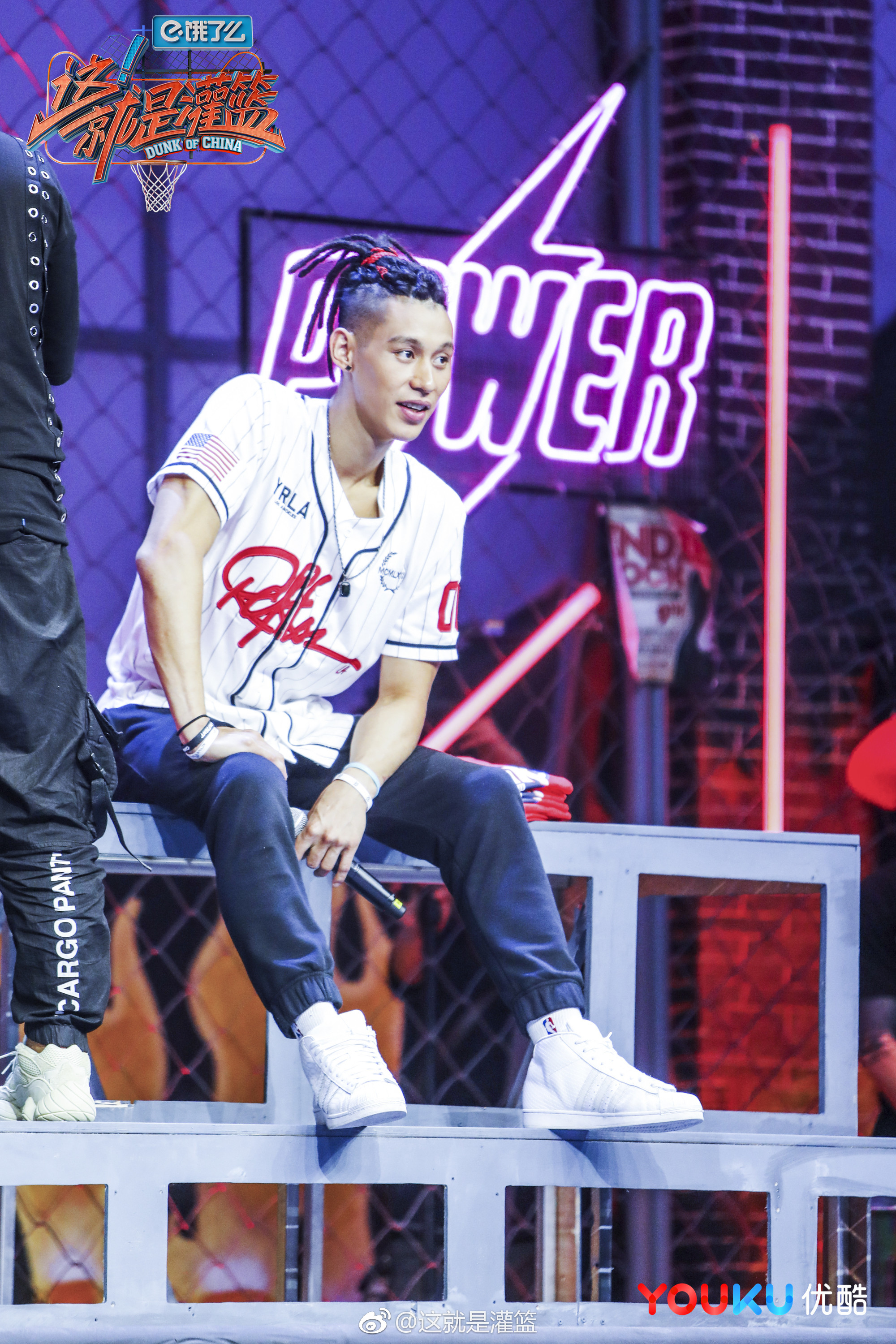 豪豪@jeremylin林书豪 不止表情包一种打开方式