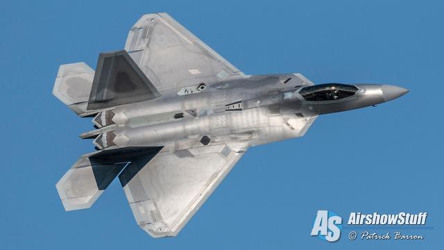 美国称F35为第五代战斗机,是坚持了50年后向