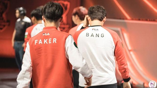 faker身边和他组队时间最长的选手原本是bengi,但自从bengi先离队后