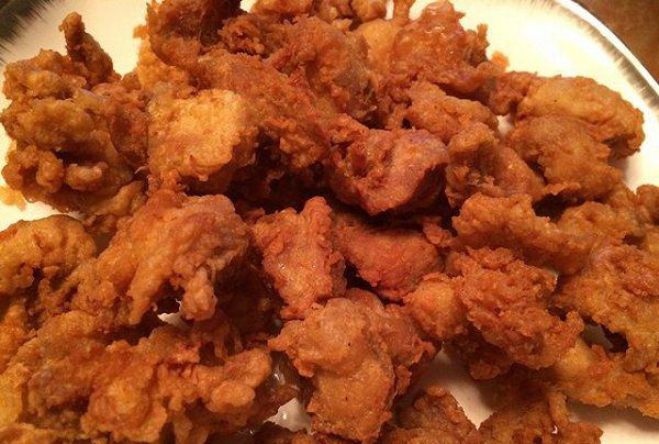 创新皖北面炕鸡,配合锅仔上桌,可干吃鸡块也可煮汤