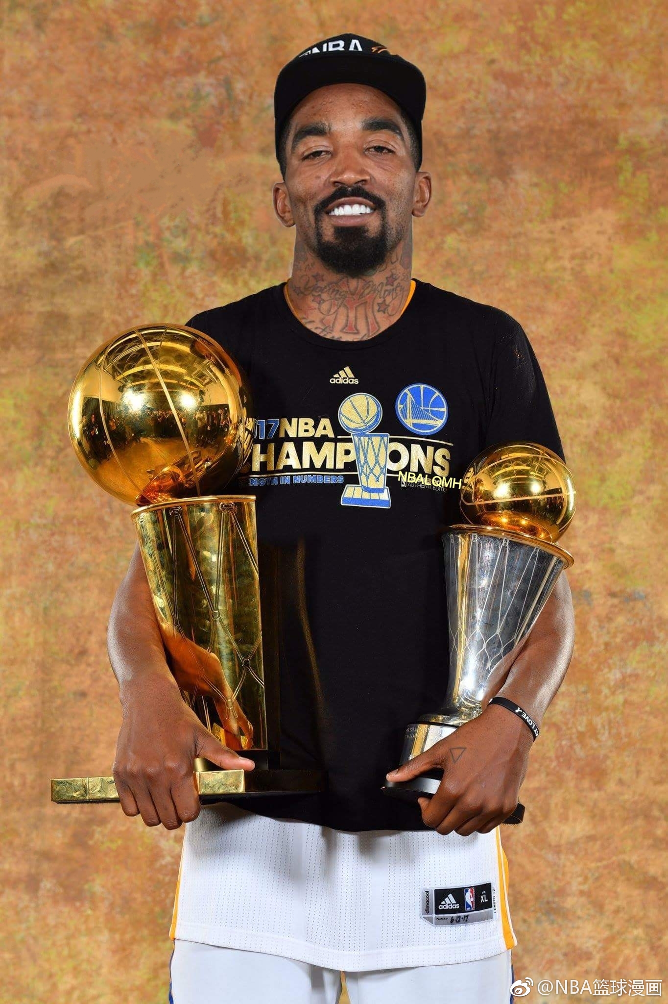 金州勇士冠军定妆照 ,每一位球员都洋溢着幸福的笑脸|定妆|金州勇士