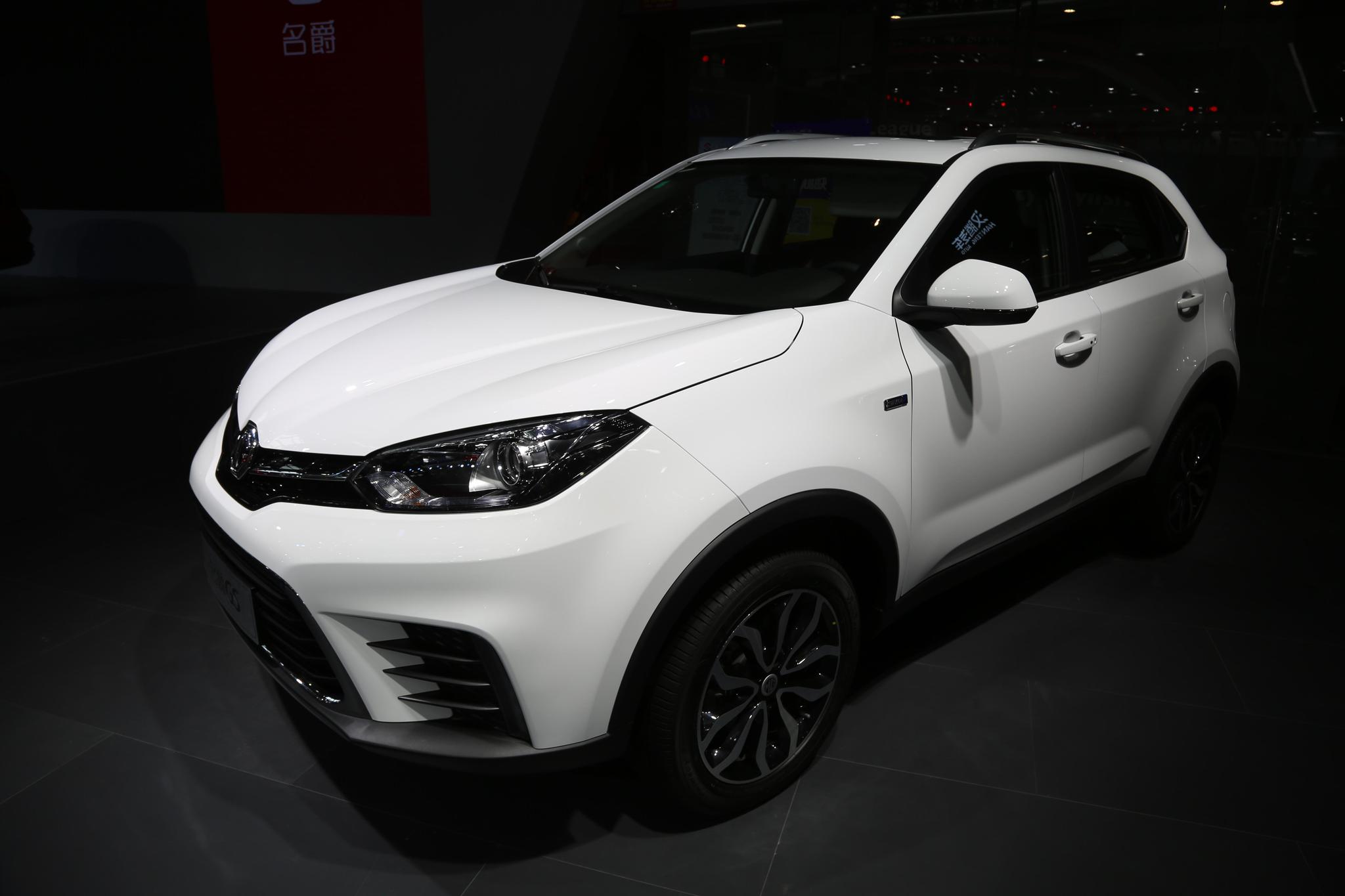 传承百年赛道基因,名爵gs高性能suv,车展实拍!