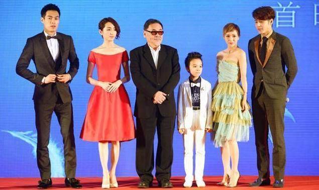 胡歌远远偷看,baby视而不见,郑爽眼神让人泪奔|胡歌|郑爽|刘烨_新浪