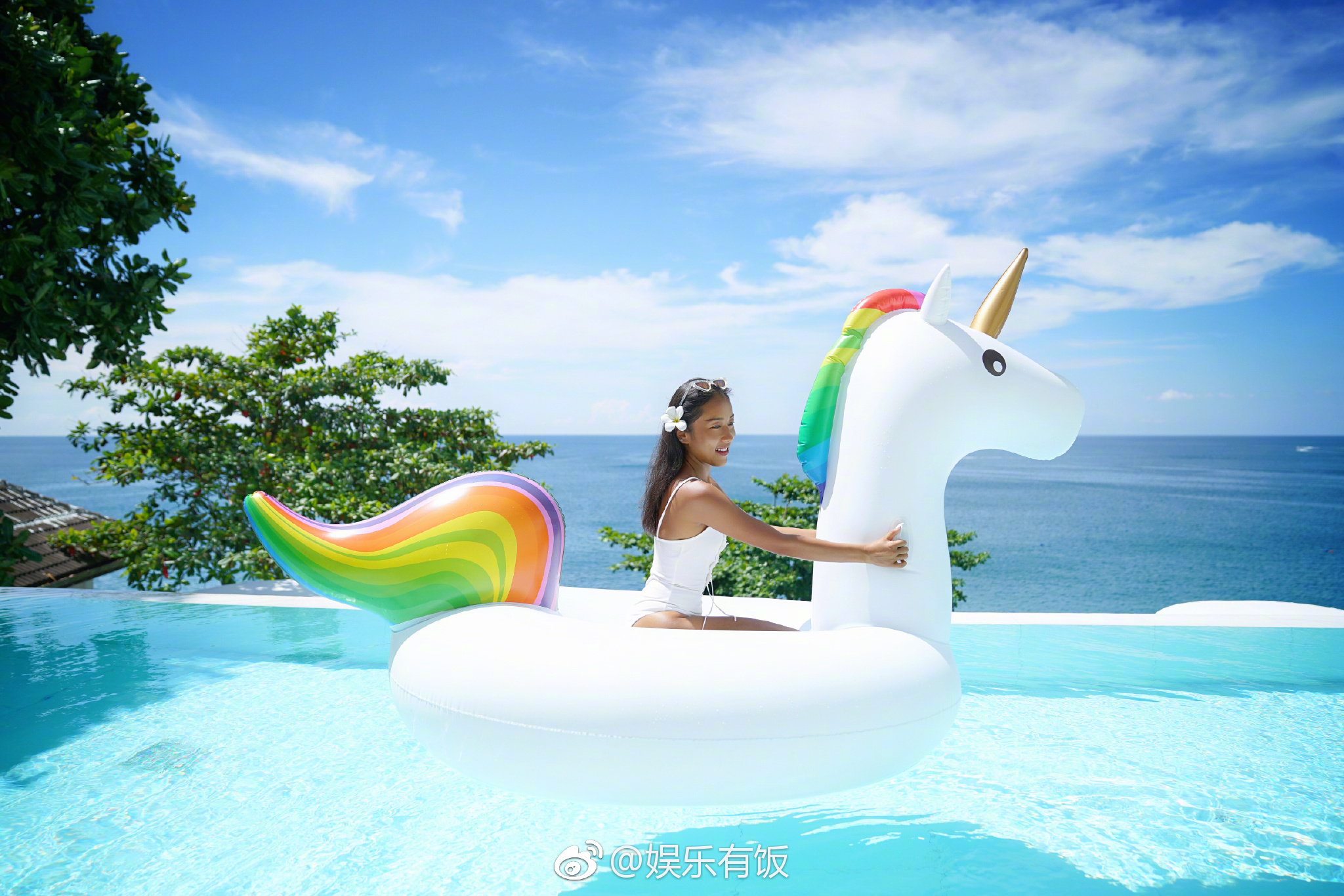 吉克隽逸罕见比基尼照曝光