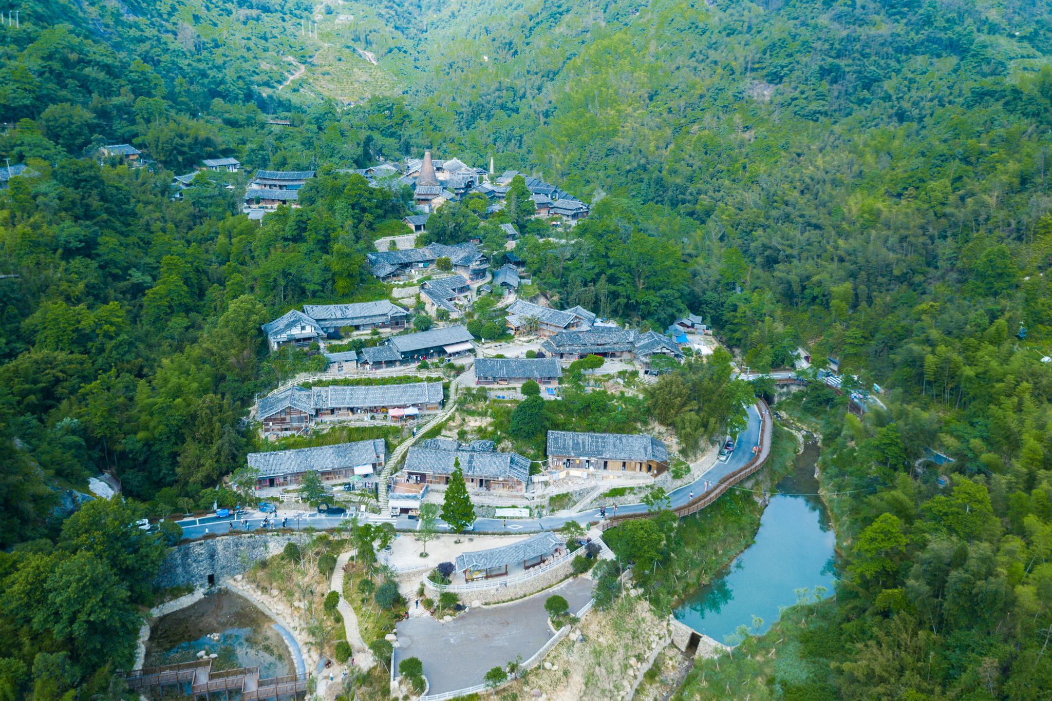 苍南之北/玉苍山下四面环山的碗窑古村落安静的像一碗水喜欢这里