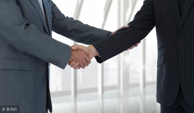 上完厕所的我,跟老板"握了握手",隔天我就滚蛋了!