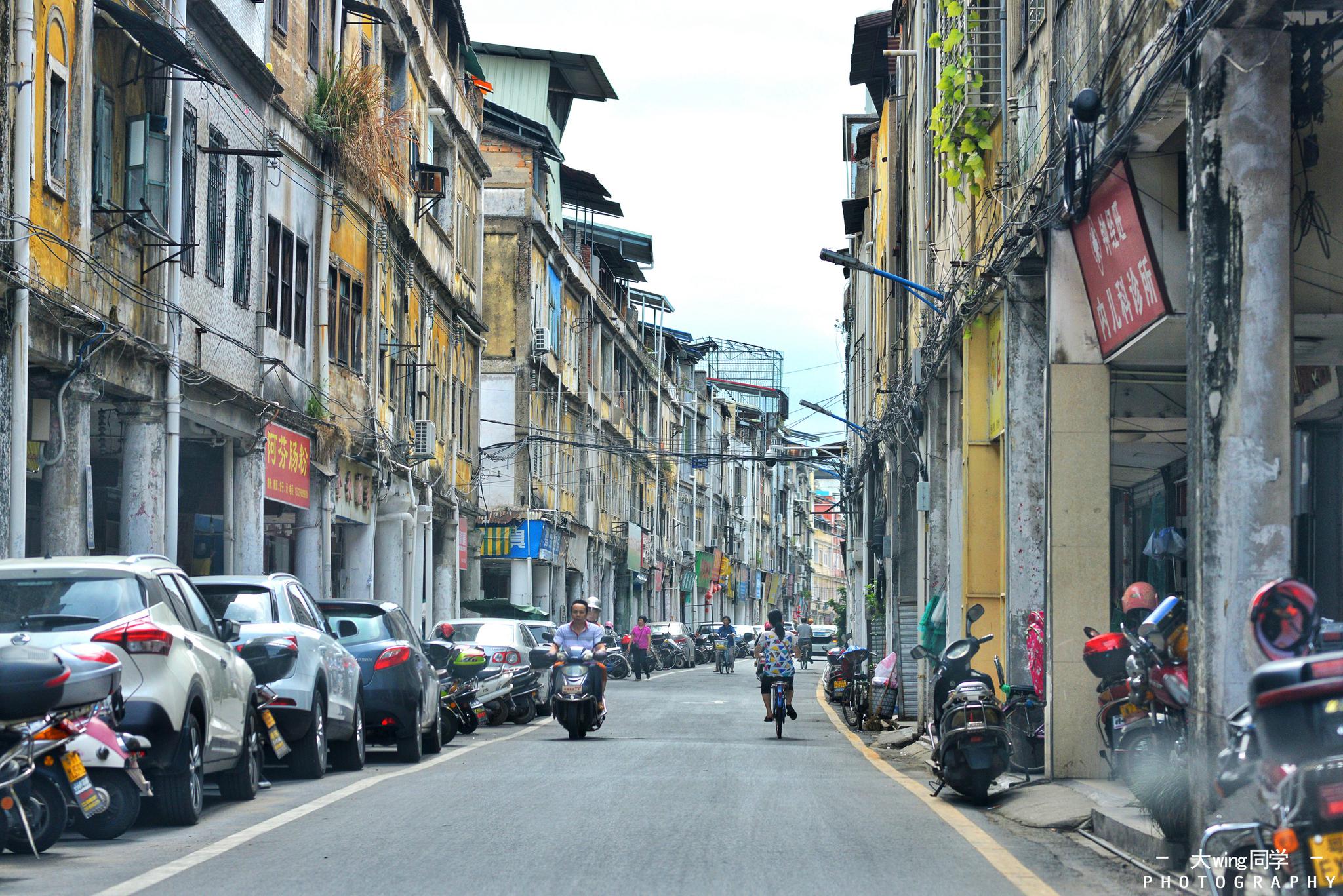 近几年,梅州发展迅速,人们都往万达广场那边跑,而我,却钟情于老街一带