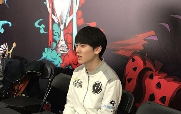 ig夺冠辅助宝蓝微博宣布离队不再续约, 狼哥会来ig救火吗?