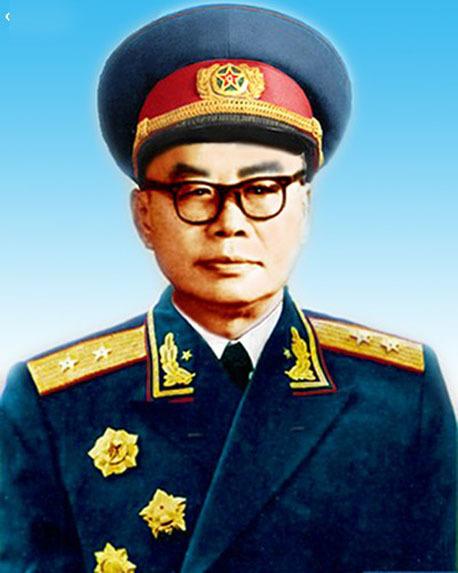 李桦将军图片