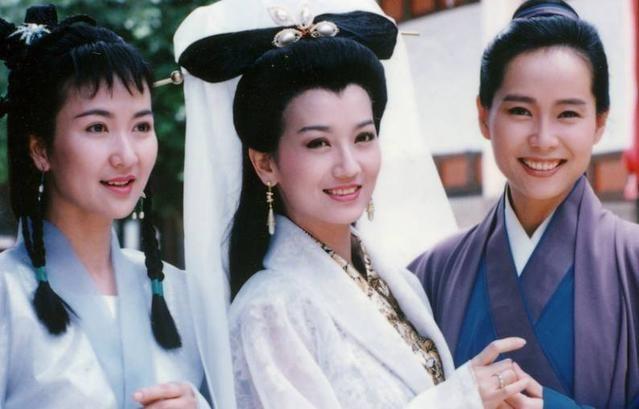 《新白娘子传奇》三人26年后再相聚,赵雅芝依旧美丽,叶童泪崩!