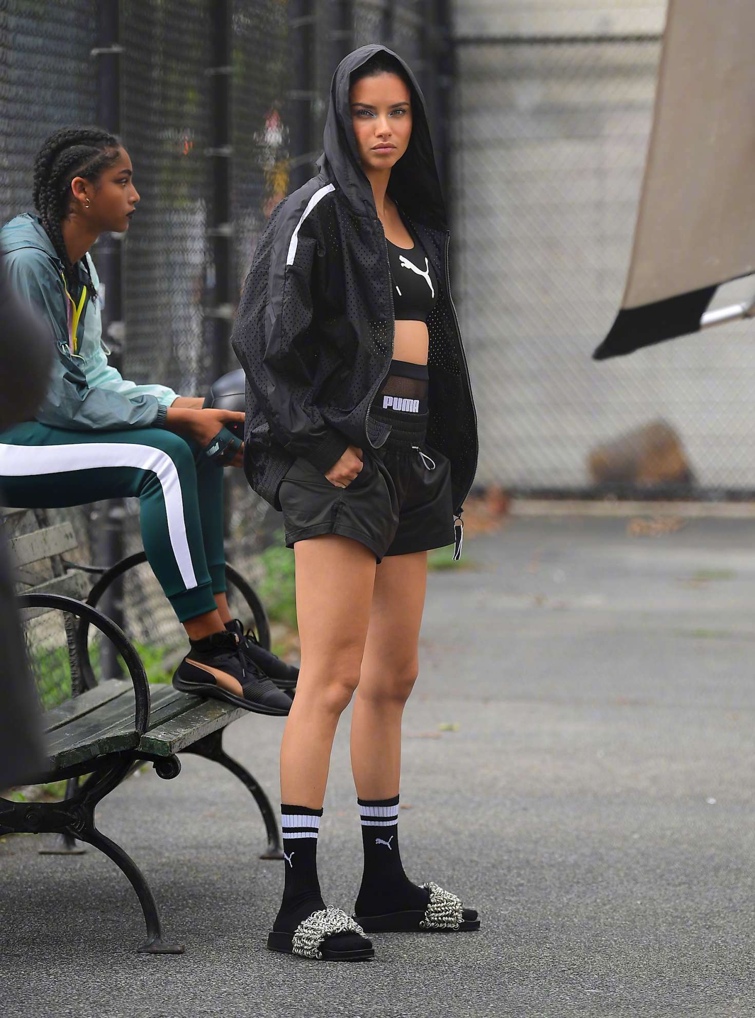 维秘天使利马adrianalima在纽约soho为puma拍摄广告大片的花絮