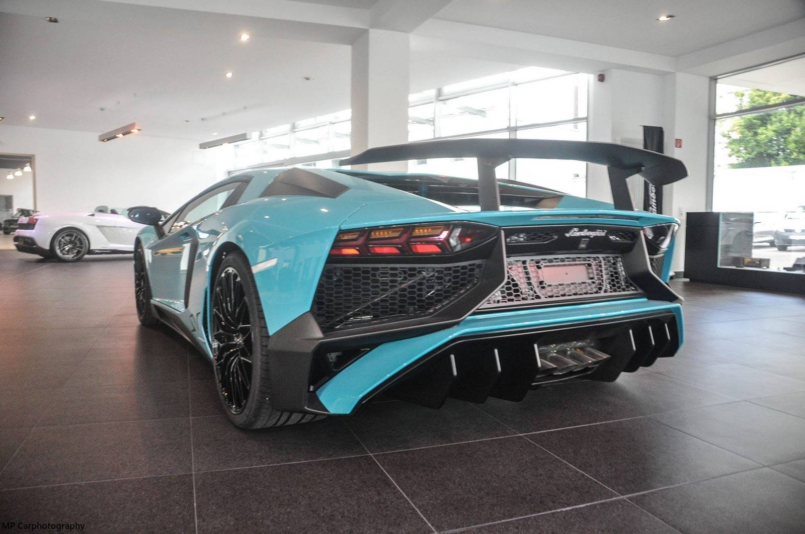 兰博基尼aventadorlp7504sv