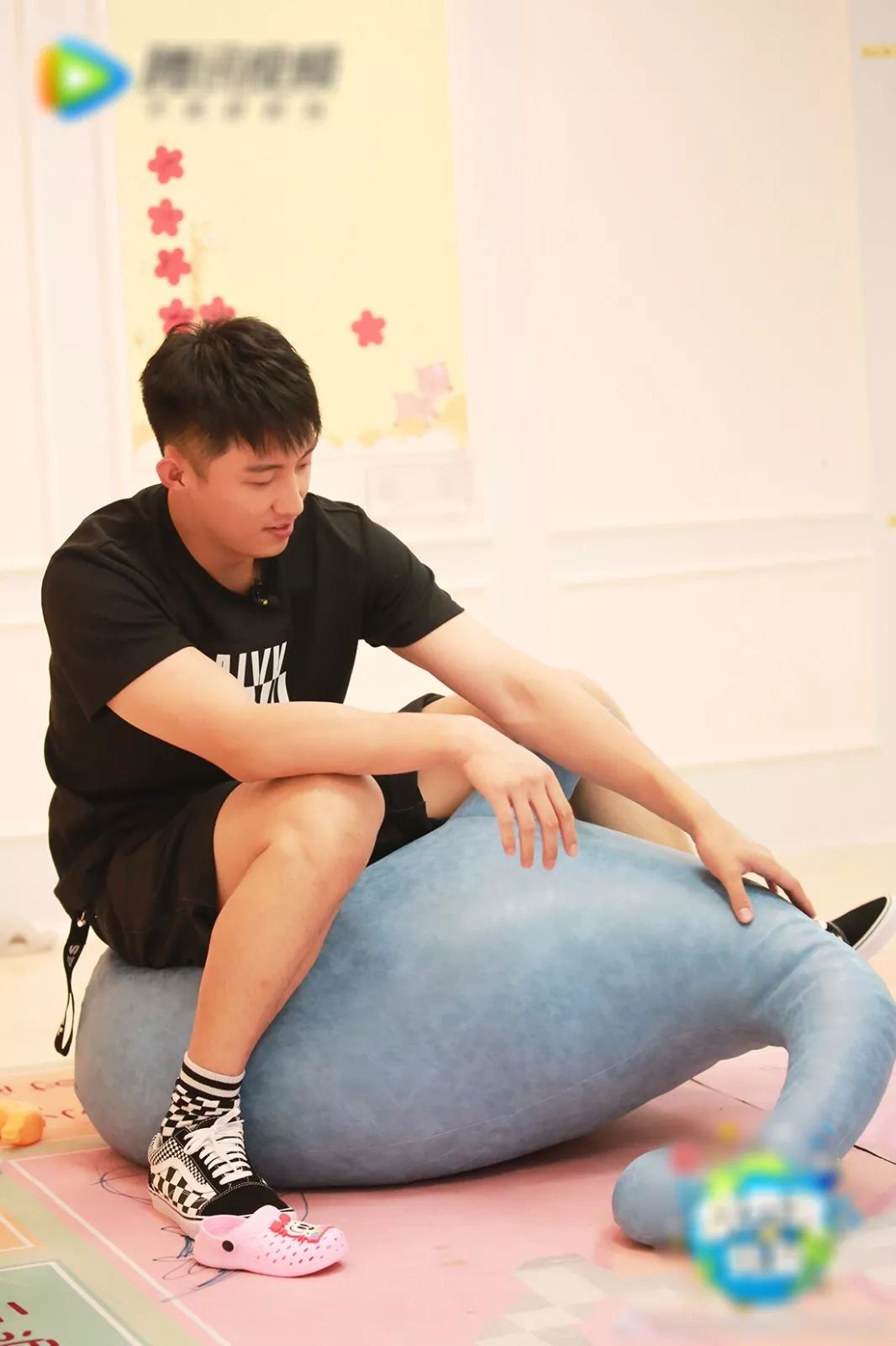 黄景瑜《放开我北鼻》崩溃大哭,工作忙碌一年只能回家一次