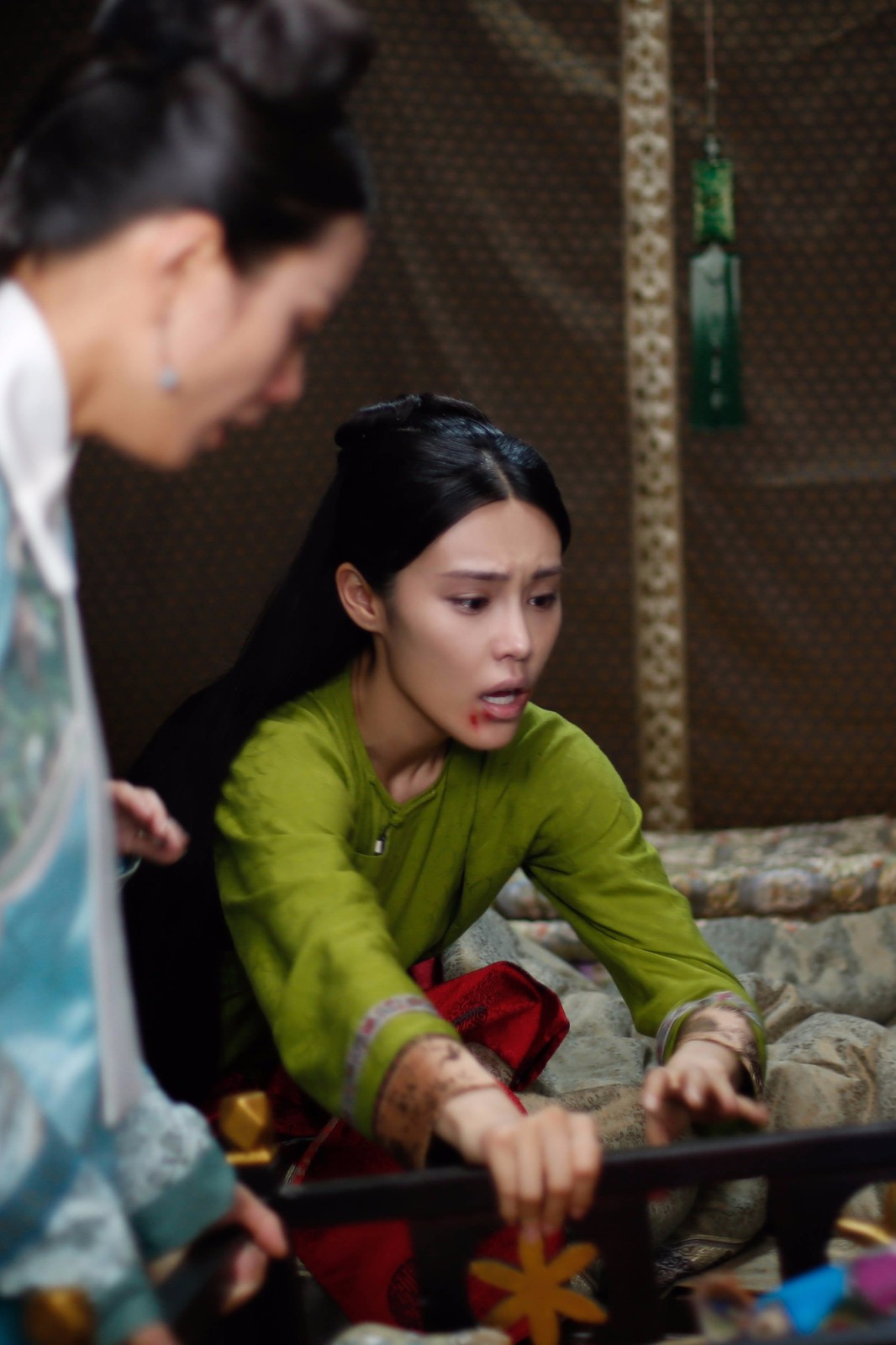 韩丹彤《如懿传》尝百毒"意外"小产 外放演技引令人心疼