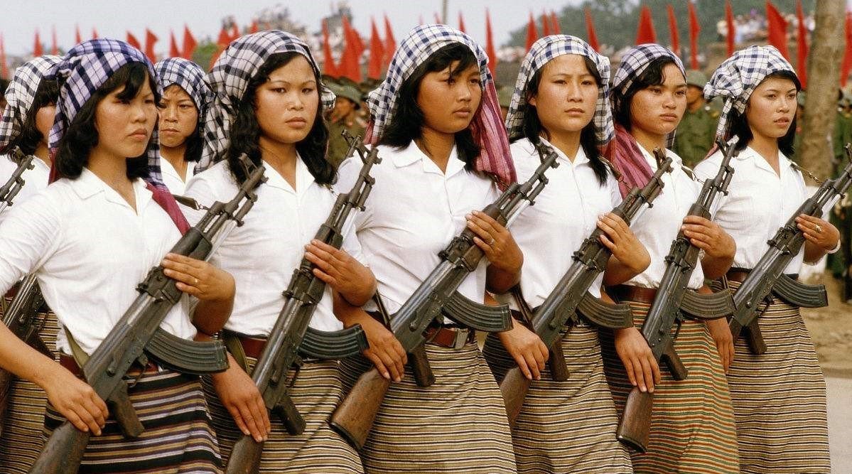 越南士兵举行阅兵仪式,独一无二的军装成为最大亮点!