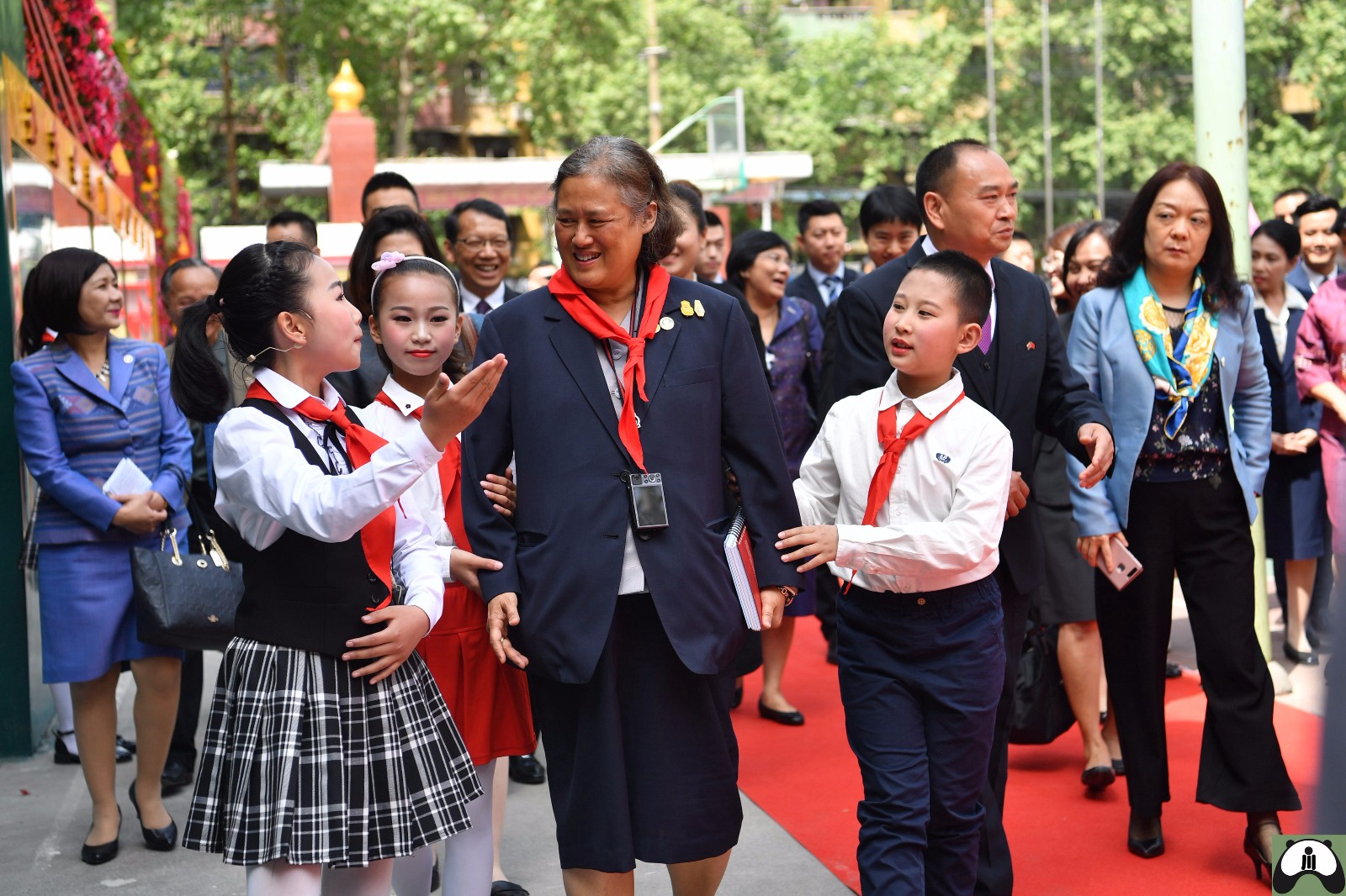 汶川地震10周年:泰国诗琳通公主再访捐建的诗琳通小学