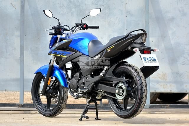 刹车系统升级 雅马哈新飞致ys250实拍