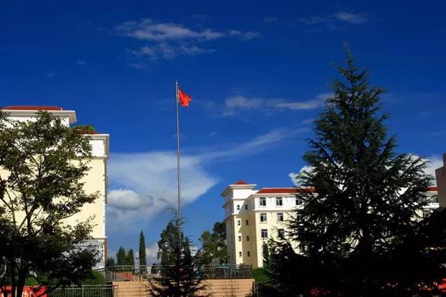 厉害了云南交通技师学院