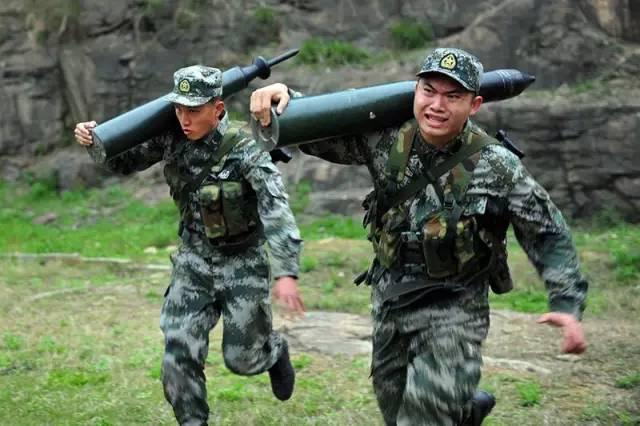 炮兵如果打光了炮弹,接下来他们还能干什么?原来如此悲壮
