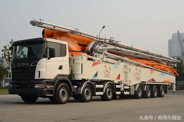 回顾斯堪尼亚r620底盘的中联重科101米泵车
