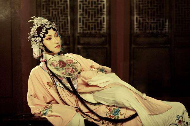 良辰美景奈何天赏心乐事谁家院牡丹亭汤显祖