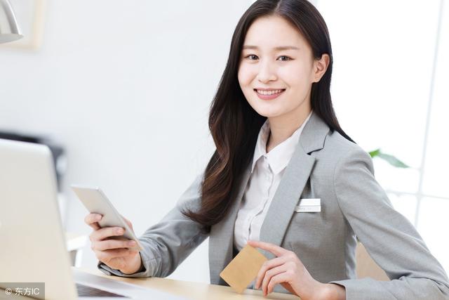 为什么保险公司员工都疯狂给自己买保险?网友说出实情,太现实!