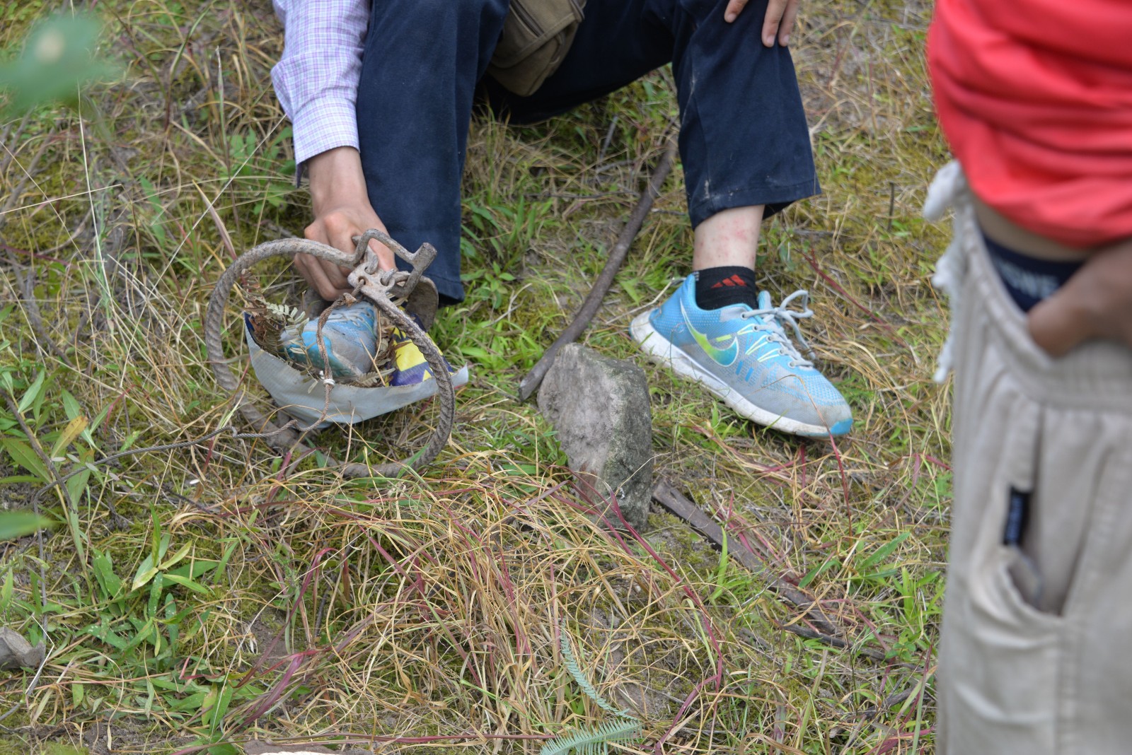 男子野外测绘误踩 野猪夹 松阳消防徒步登山救援