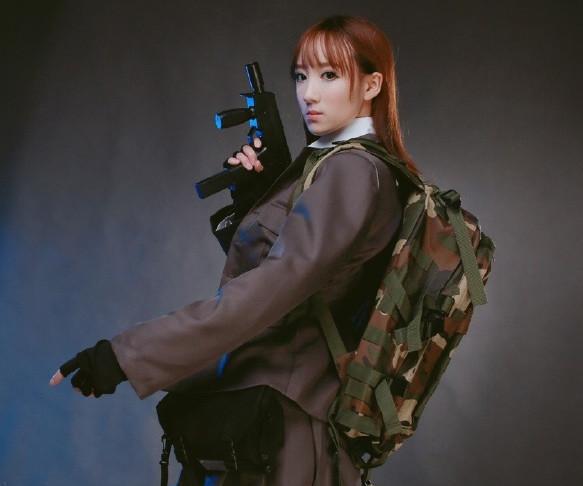 lol主播南波儿p图cos绝地求生网友这腿真是你的