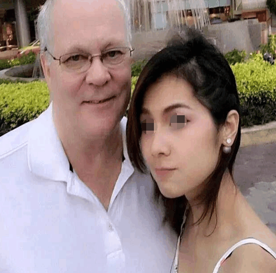 20岁美女嫁给70岁老头老头病危后她的一个动作引起了众人热议