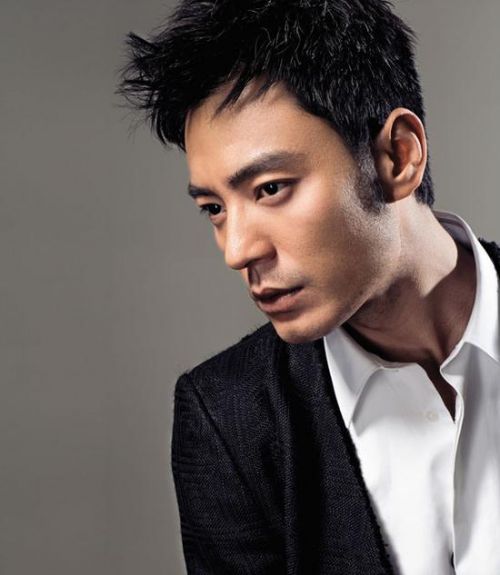 李光洁饰演"扎木合"赵立新饰演"塔里忽台"张歆艺饰演"朵歹"本片主要