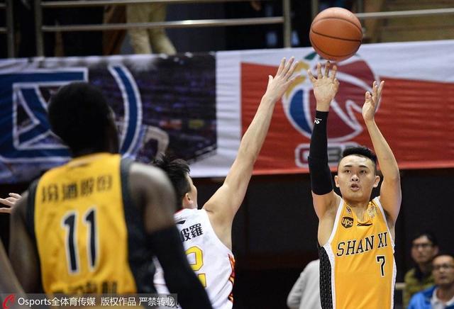 神射手原帅租借期满,辽宁男篮没有他的位置,面