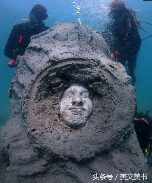 潜水员在海底发现诡异一幕吓得腿都发软事后才知是虚惊一场