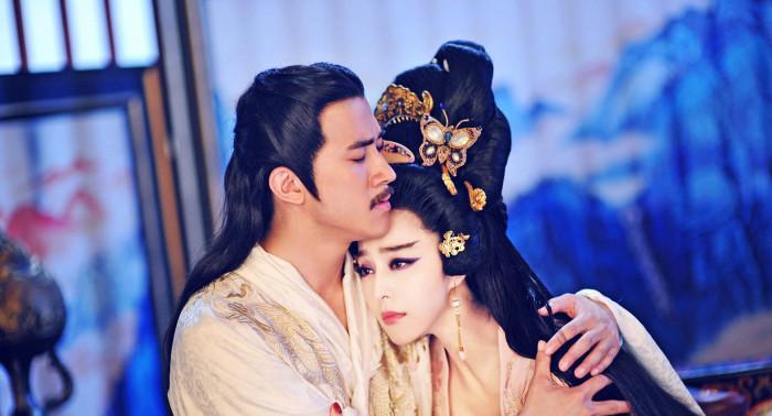 懦弱的李治是怎样把大自己4岁的后妈武媚娘抱上龙床的