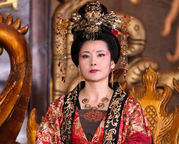 史上最窝囊皇帝,皇后明目张胆给他戴绿帽,却只敢报复在女儿身上