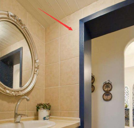 装修卫生门选半包还是全包好?听老师傅说完,我恍然大悟