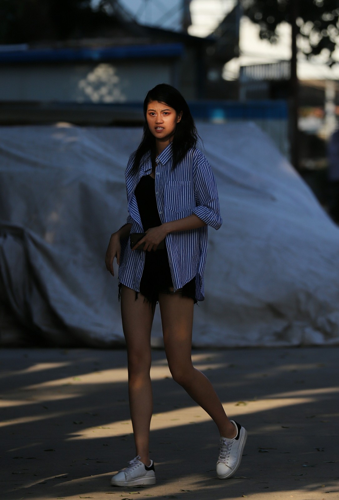 北京798街拍众多时尚女孩中有你喜欢的吗