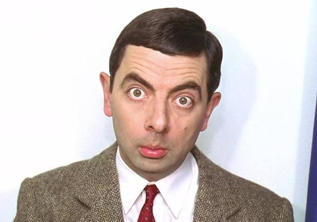 他是牛津博士,靠演傻子成喜剧之王,捐款20亿,座驾全球独一无二