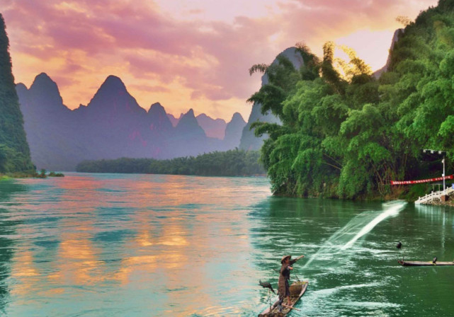 我国最坑景点,就在著名的旅游城市,近百元门票只能看个洞!