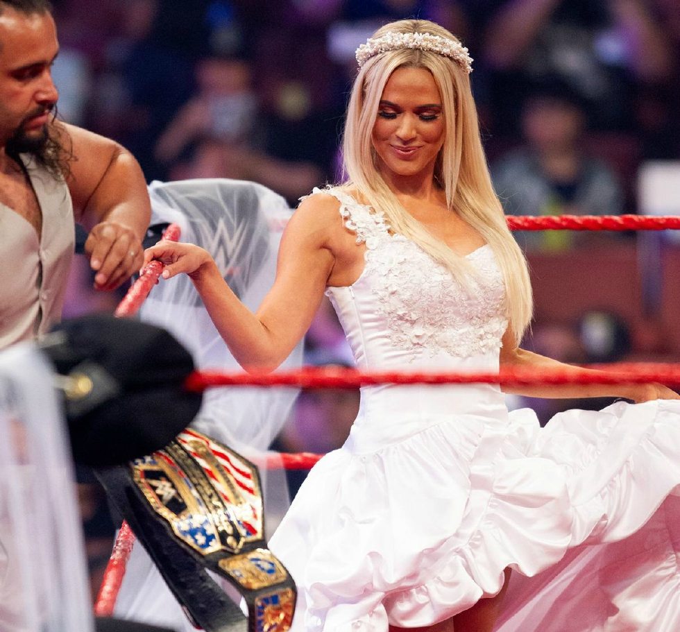 丽塔艾吉和薇琪·格雷罗蛋妞和李阿娇卢瑟夫和拉娜金沙和曼迪·罗斯斯