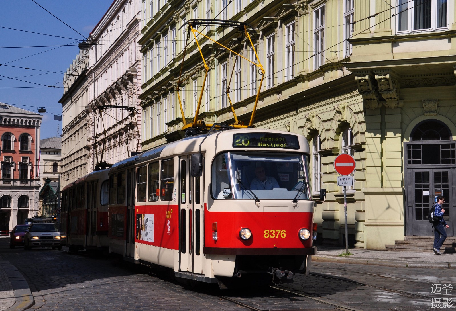 迈爷镜头下的布拉格-有轨电车【原创摄影】