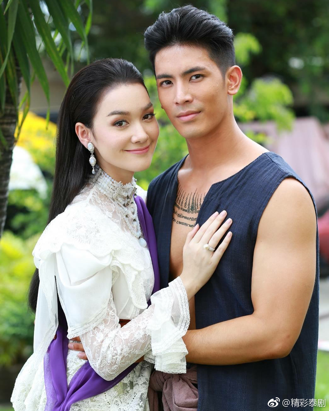 由sondiana主演的3台泰剧近日举行了拜神仪式