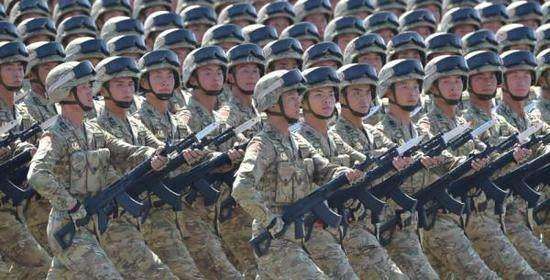 军官的少将相当于地方什么级别? 还真是不简单