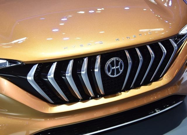 国产跑车造出来了外形帅气不输玛莎拉蒂车标最具中国味骄傲