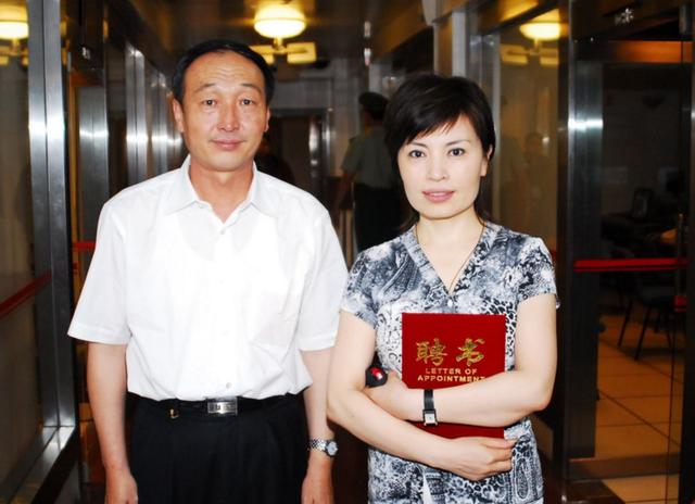 央视主持李瑞英老公原来是我们熟知的他网友希望幸福永久