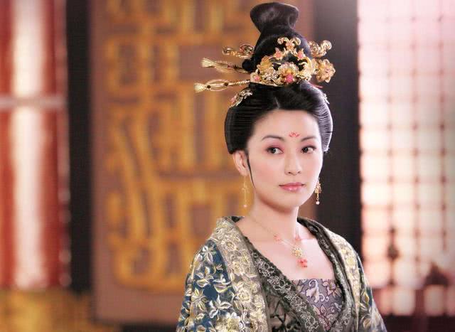 史上最窝囊皇帝,皇后明目张胆给他戴绿帽,却只敢报复在女儿身上