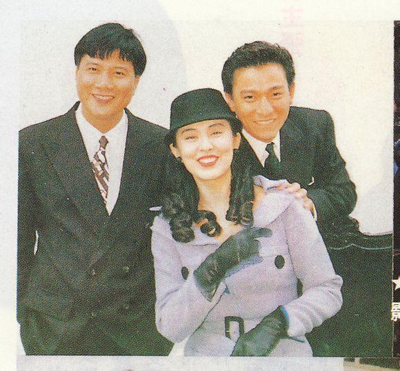 61岁万梓良近照曝光,病情好转复出演话剧,网友:大哥终于回来了