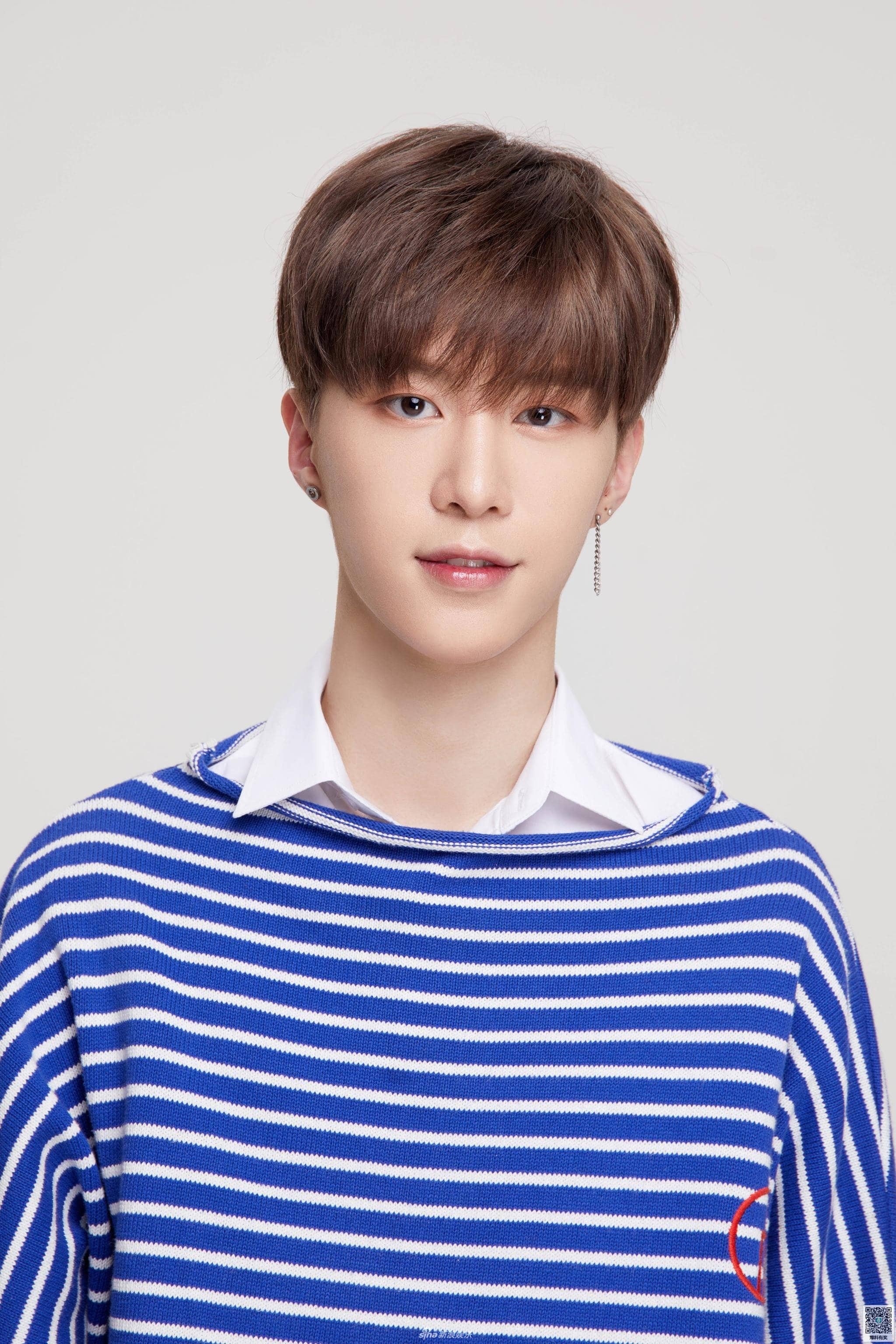 《奔跑吧》预告范丞丞单人跑男公告,还不忍心撕女生名牌?